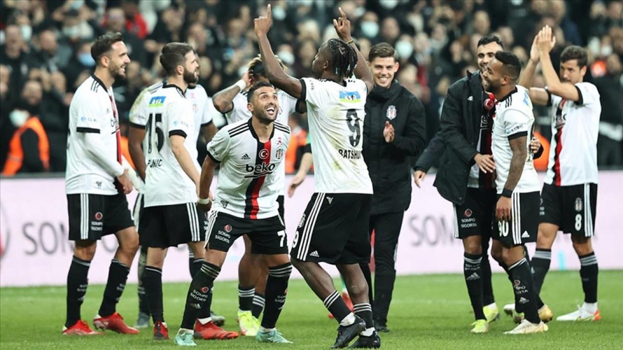 Jubilarni derbi: Bešiktaš savladao Galatasaray rezultatom 2:1