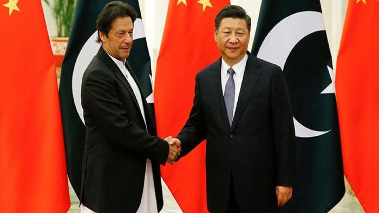 وزیر اعظم پاکستان دورہ چین پر