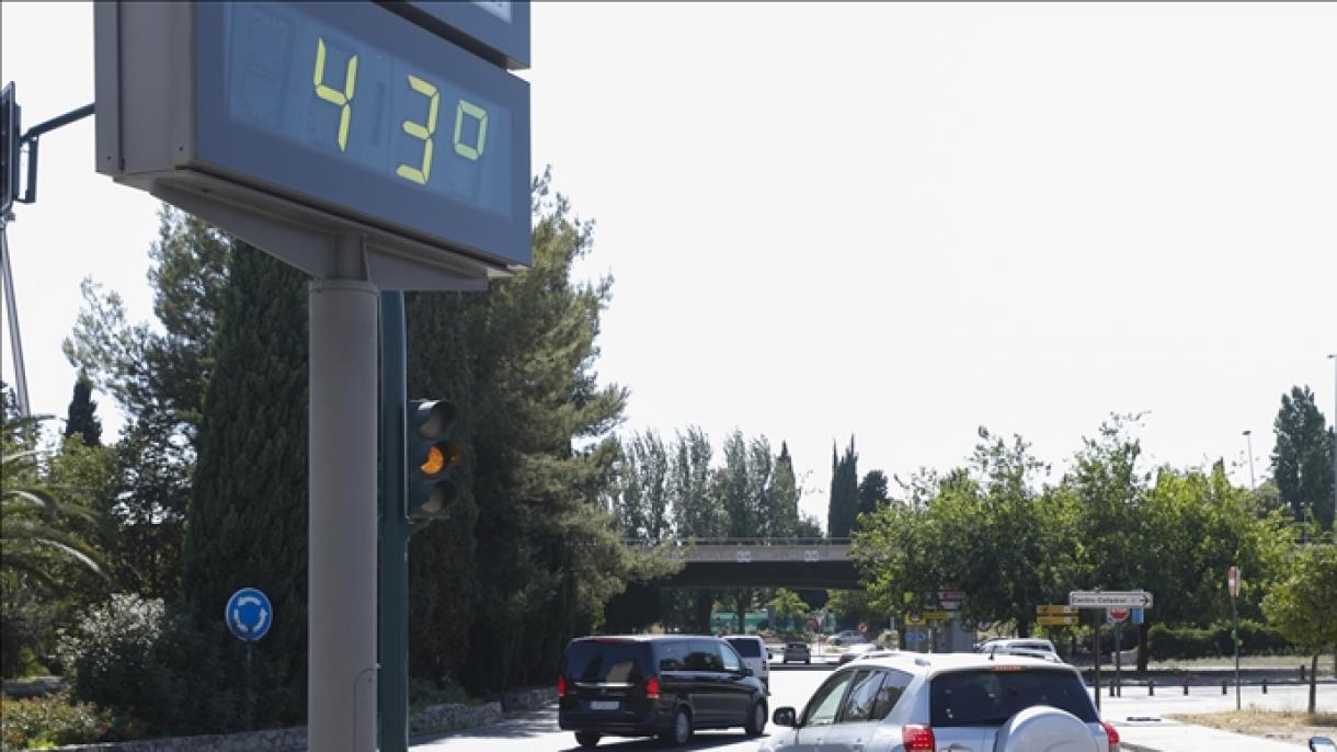 西班牙极端高温天气已致1人死亡
