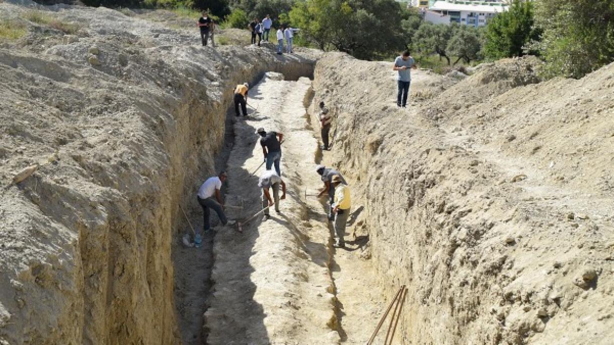 Descubren un acueducto de 2.000 años de antigüedad en Kuşadası, Aydın