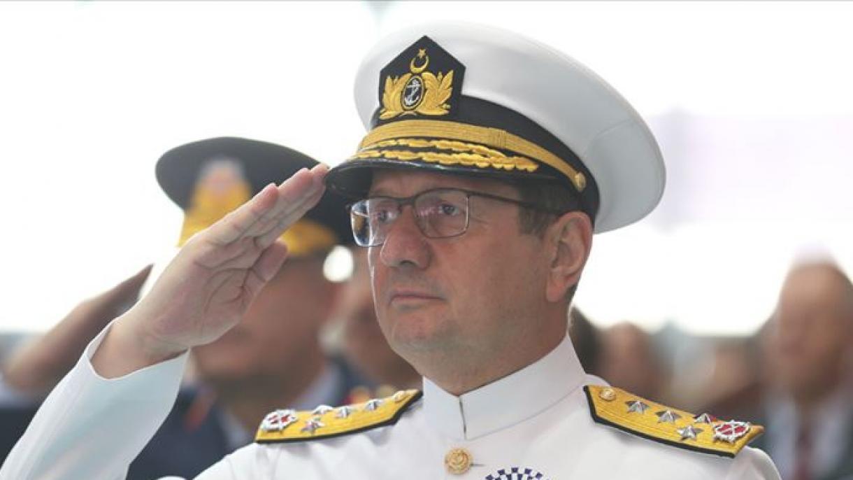 Comandante da marinha turca viaja para a Líbia