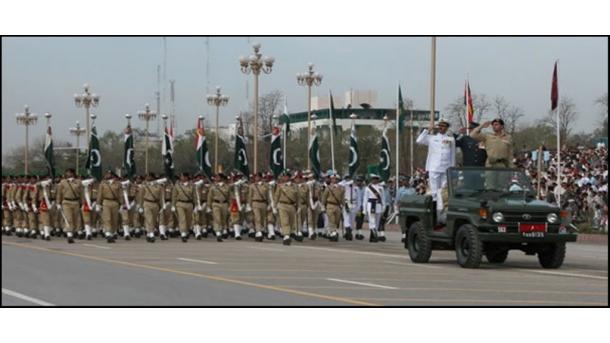 یومِ پاکستان پر فوجی پریڈ کی تیاریاں اور ریہرسل جاری