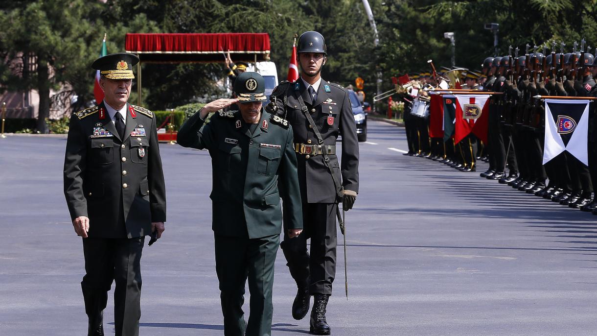 İranın Baş Qərargah rəisi ordu generalı Türkiyədə səfərdədir