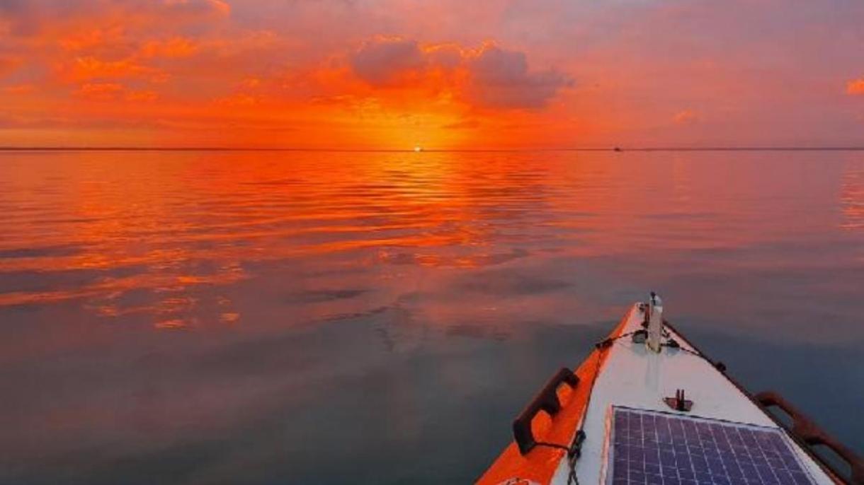 Kanoêda Atlantik okeanğa säyäxät