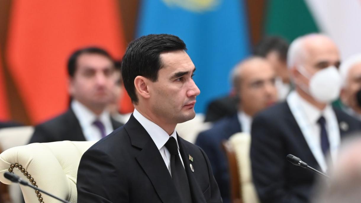 turkmenistan sardar.jpg