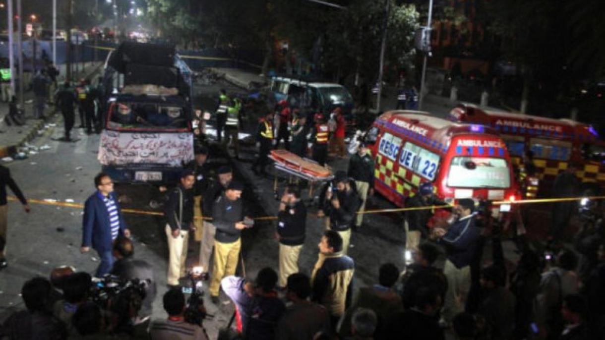 لاہور خود کش حملے میں نو افراد جان بحق