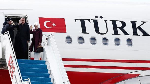 Presidente turco Erdogan chega na Somália