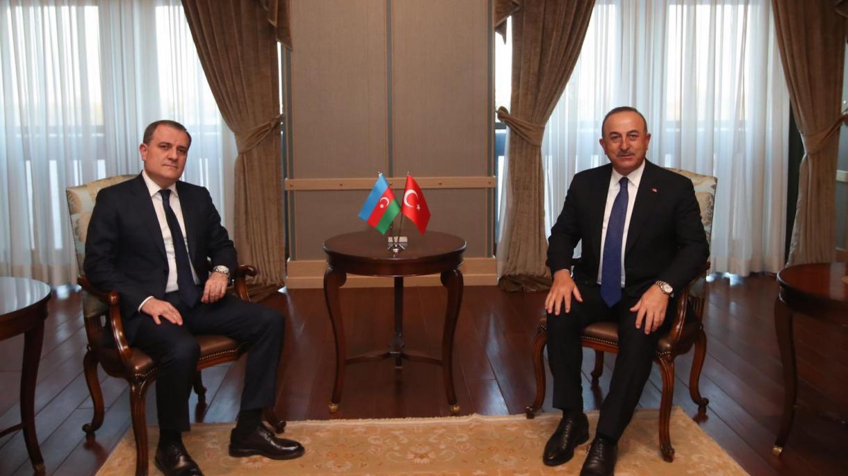 Mewlüt Çawuşogly Azerbaýjanly Kärdeşi Jeýhun Baýramow Bilen Duşuşyk geçirdi