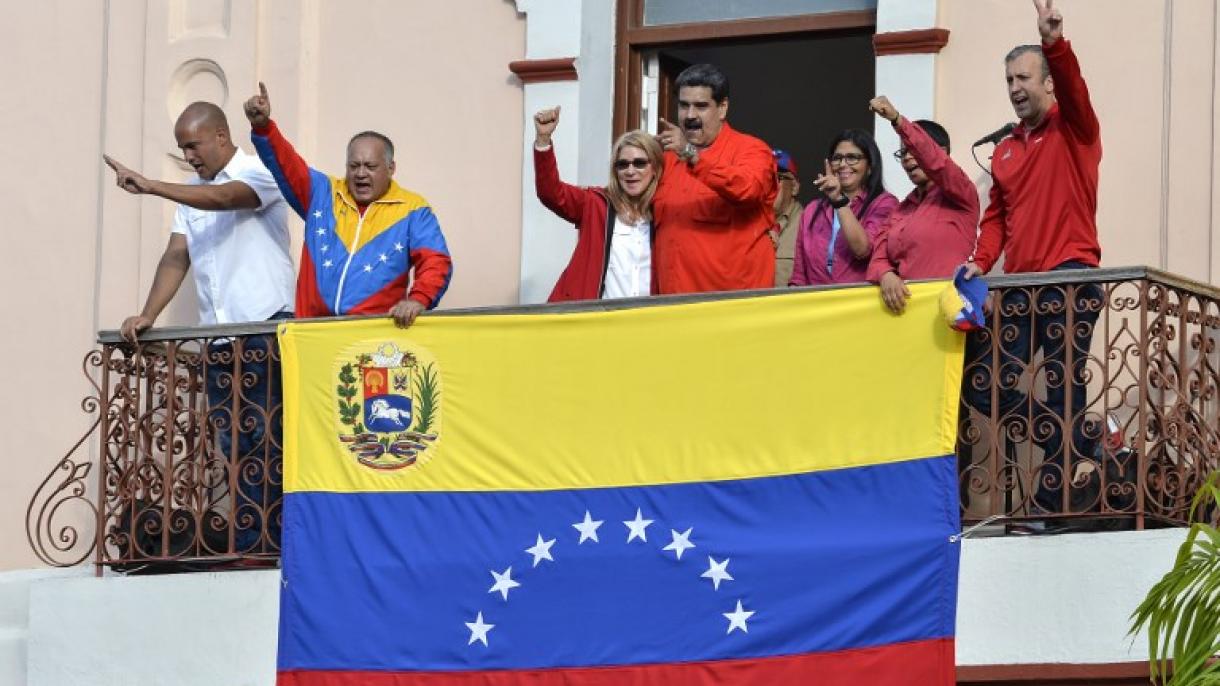 Maduro pede ao povo a máxima mobilização