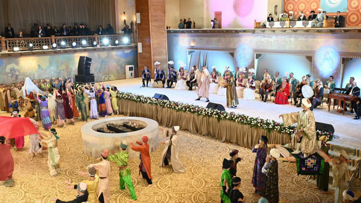 Samarqandda Turkiy xalqlar madaniyati tarannum etildi