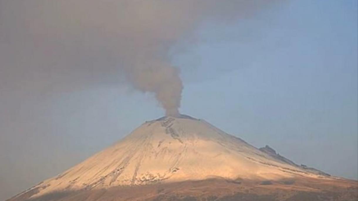 墨西哥波波卡特佩特火山喷发