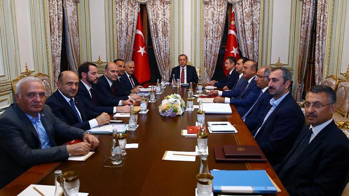 Prezident  Erdo’g’an, Bosh vazir  Yildirim va hamrohidagilar  Istanbulda  bir yig’ilish o’tkazdi.