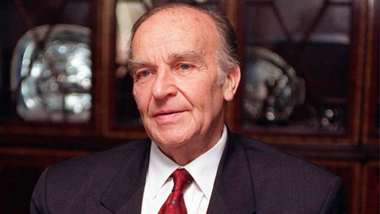 Aliza Izetbegovic: é tempo de recordar!