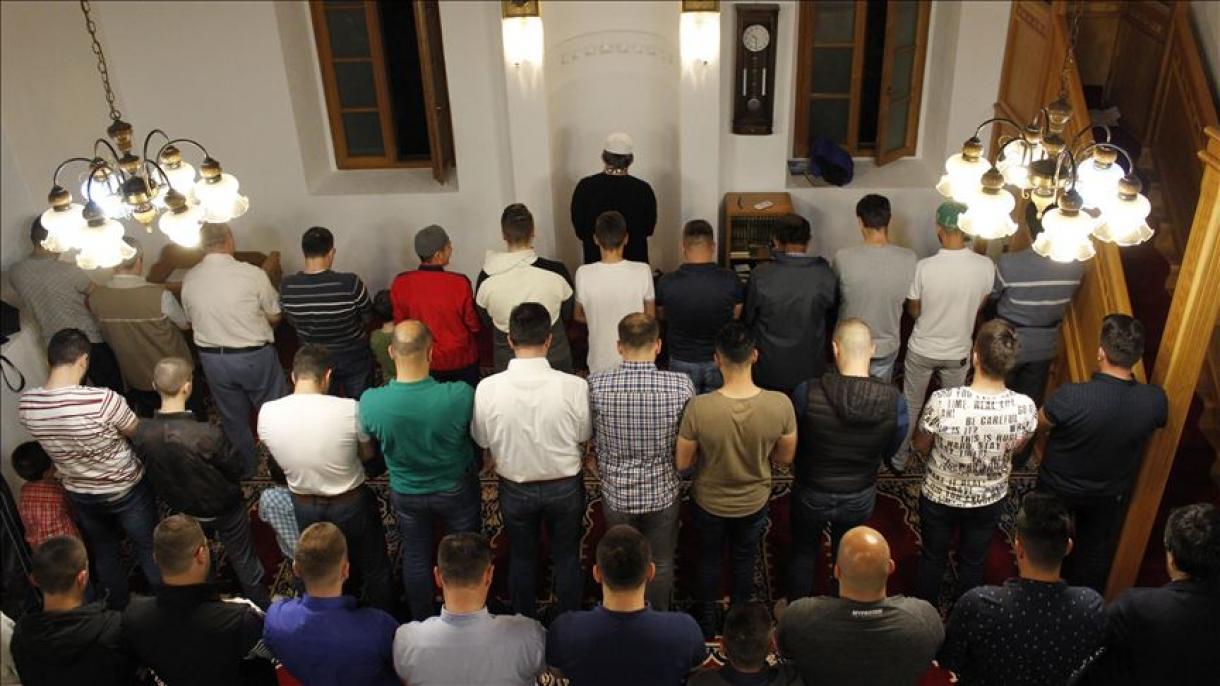 Karadağ Podgoritsa camii.jpg