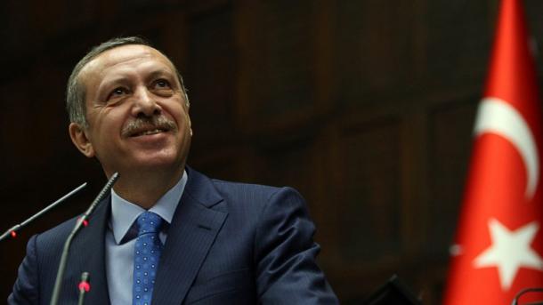 Messages d'Erdogan et de Davutoglu à l'occasion du 19 mai