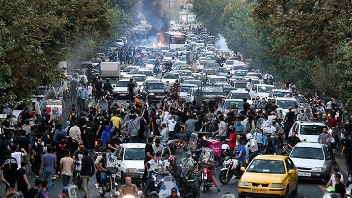 伊朗示威活动死亡人数升至 476 人