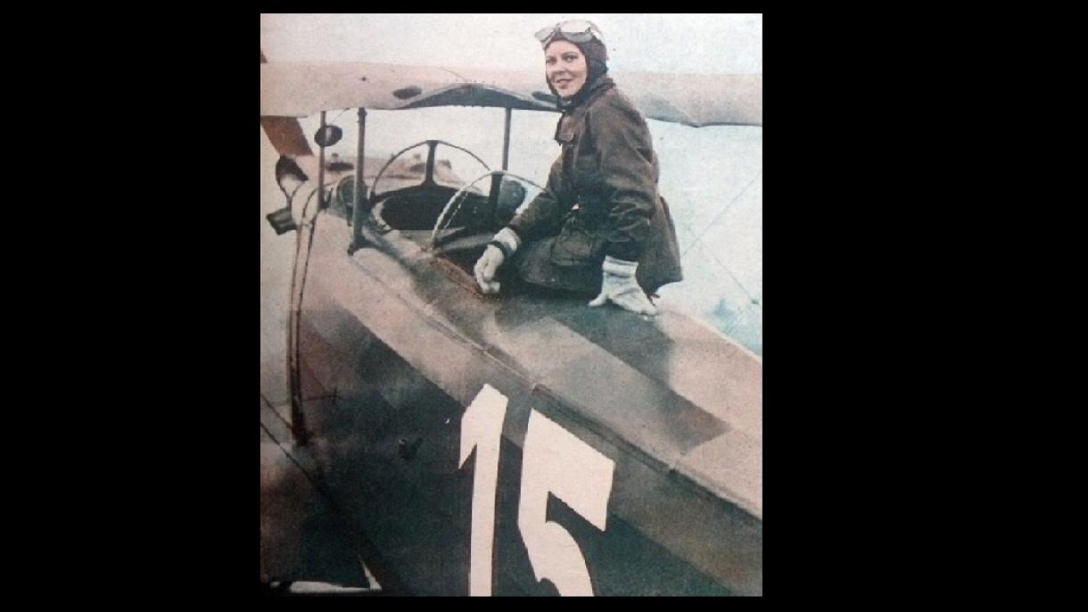 Sabiha Gökçen, primeira mulher aviadora de combate do mundo e da Turquia