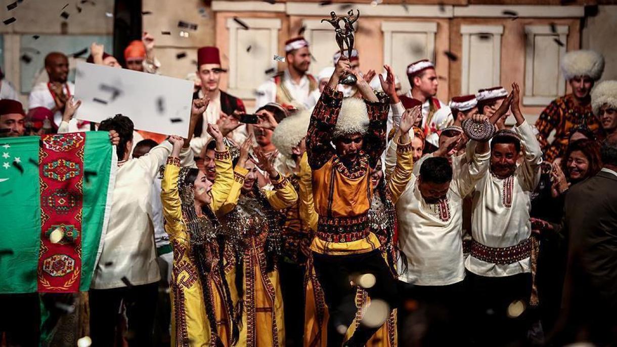 ترکمنستان برنده مسابقه بین المللی رقص محلی آلتین قره گوز در بورسا