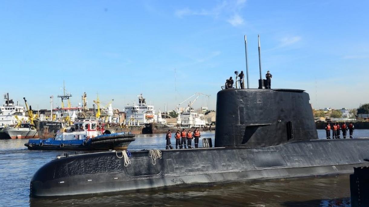 Familiares protestan para pedir que refloten el submarino argentino