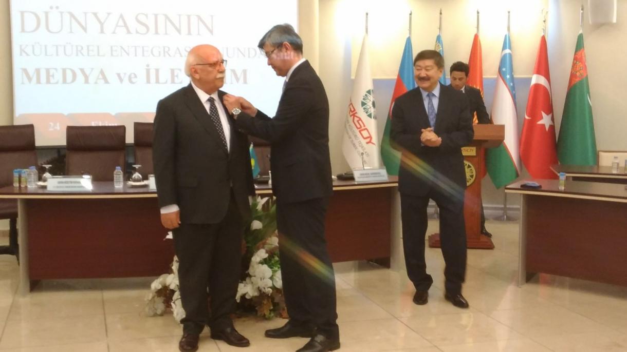 بدون همکاری با رسانه ها نمی توان سبب قرابت فرهنگی جهان ترک شد