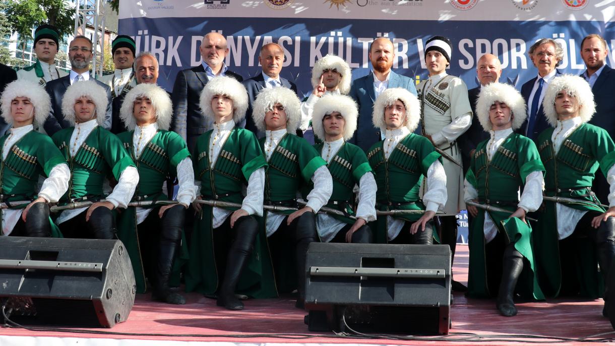 Түрк дүйнөсүнүн маданият жана спорт шаан - шөкөтү башталды