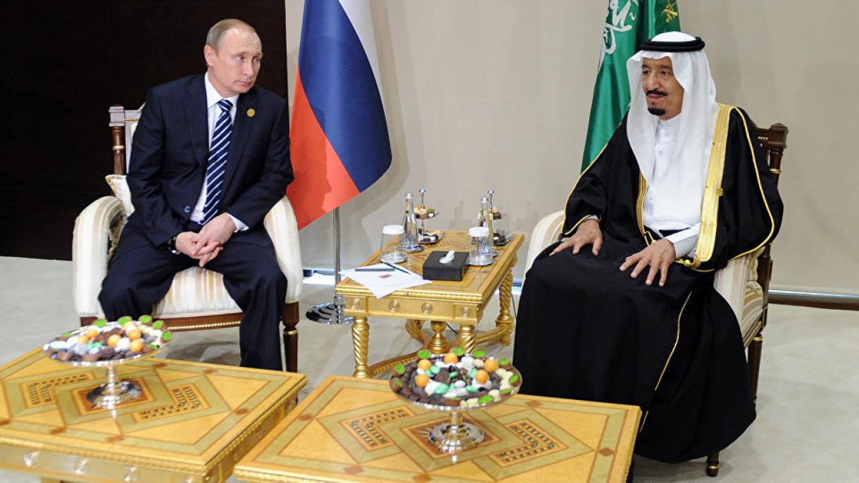 Putin y el rey saudí Salman abordan la crisis qatarí