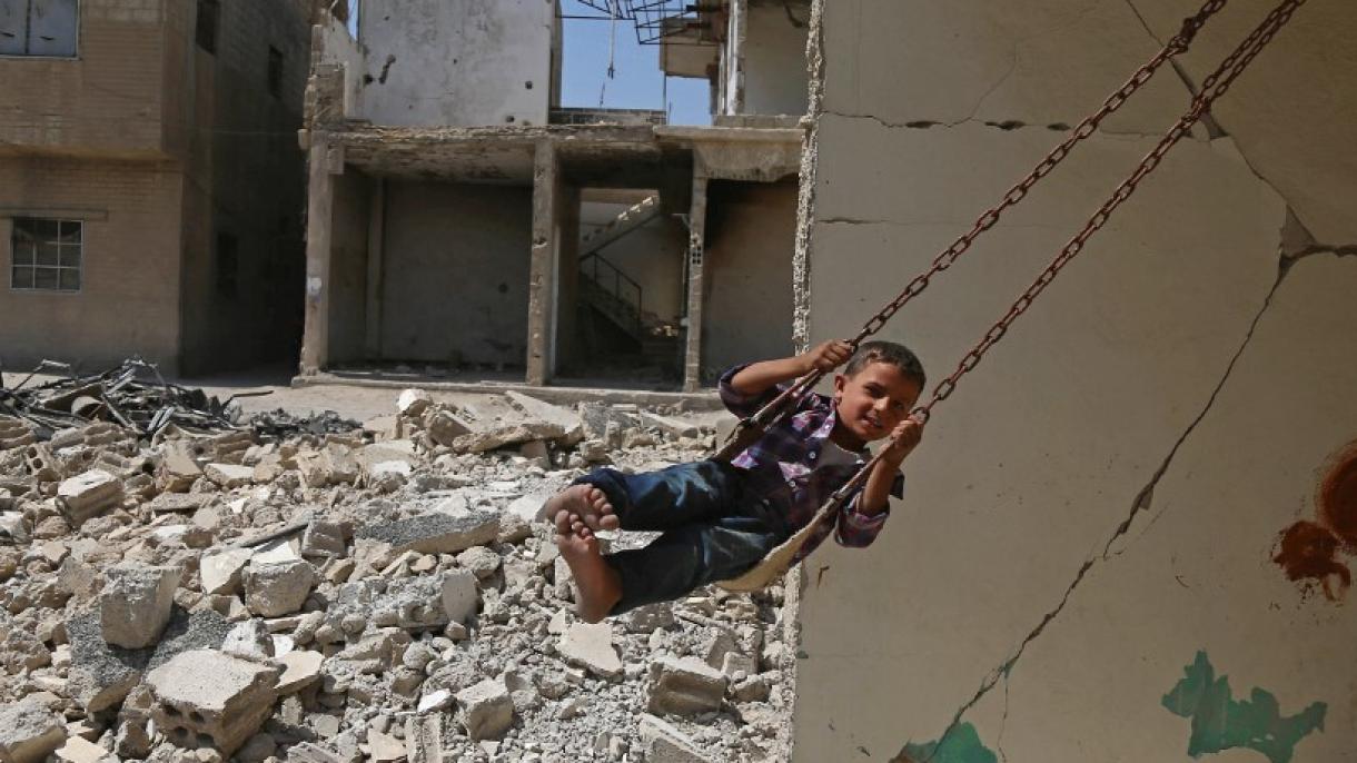 A szíriai rezsim és támogatói repesz- és hordóbombákat is használnak a támadásokban