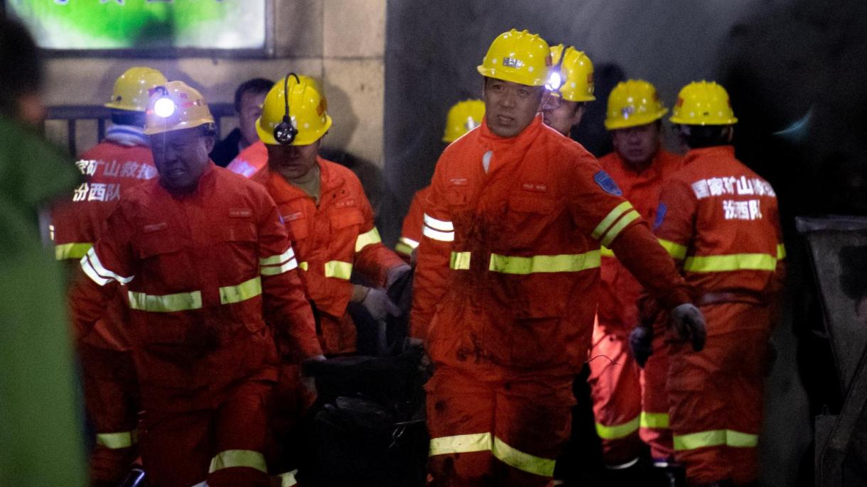 Cina: esplosione in miniera, morti 14 minatori