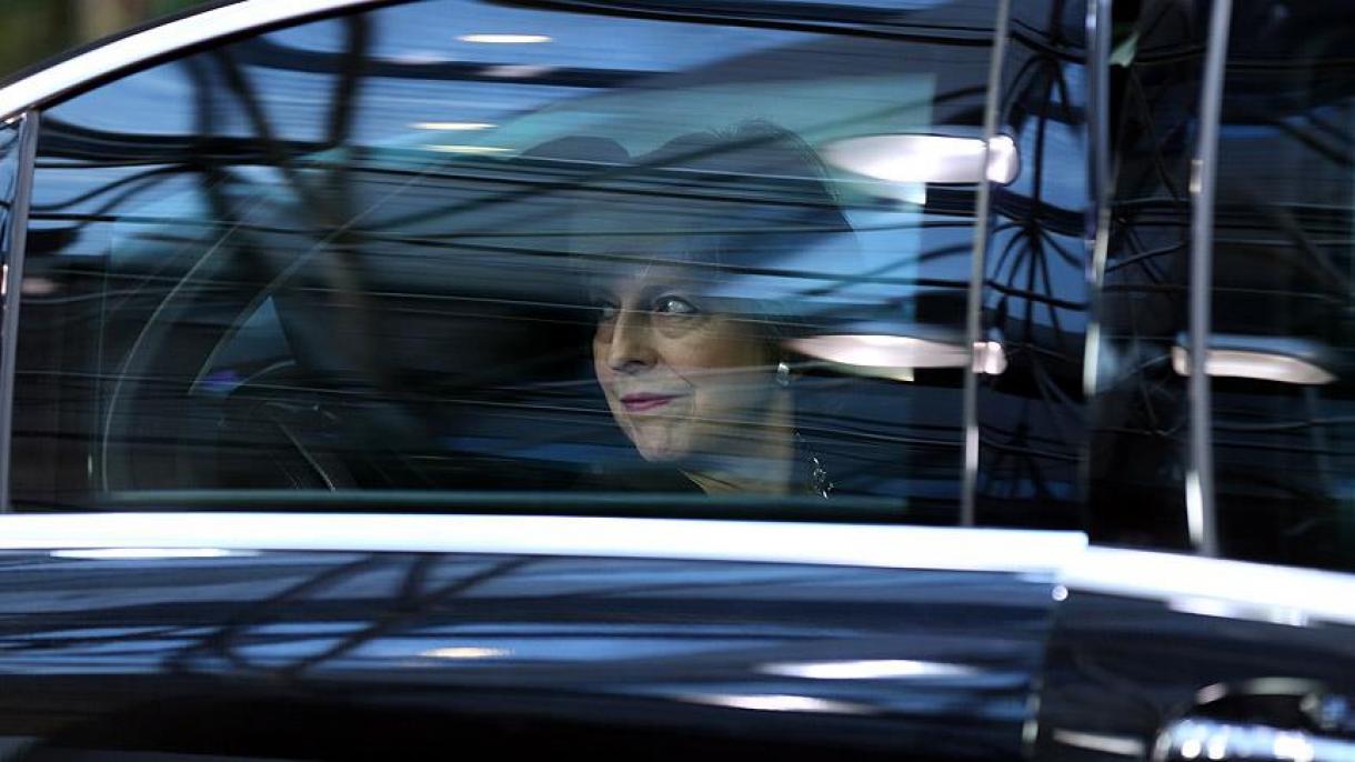 La primera ministra británica Theresa May comienza a la gira del Oriente Medio
