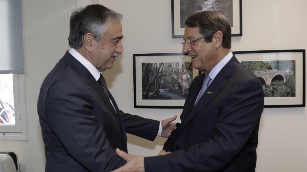 Akıncı felicita a Anastasiadis por ser reelecto como líder de los grecochipriotas