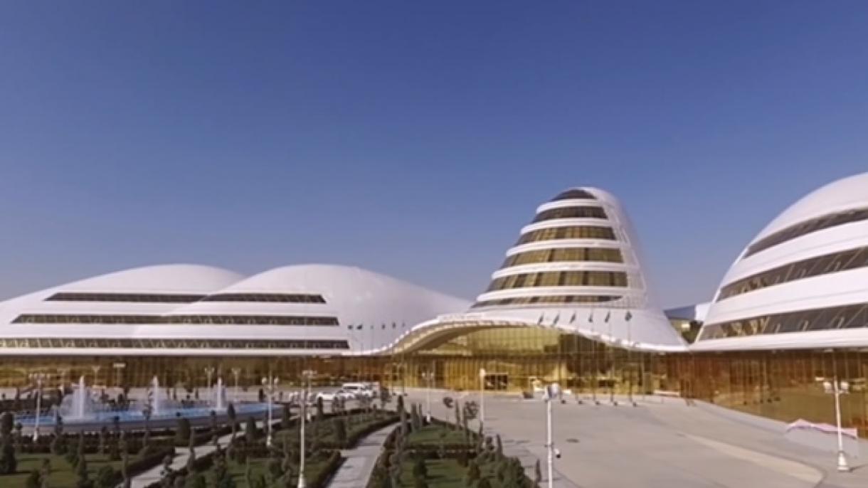 Aşkabat'ta Karakum Oteli Açıldı (7).jpg