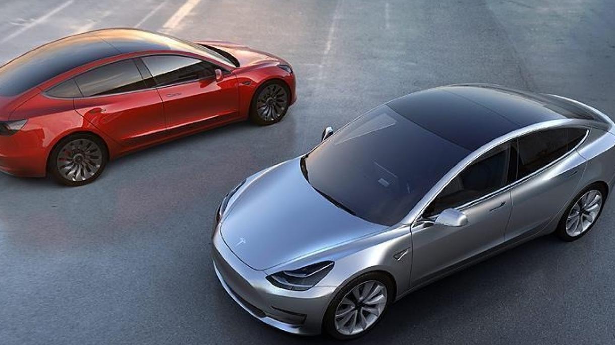Tesla baja el precio de dos de sus modelos por disminución en las ventas