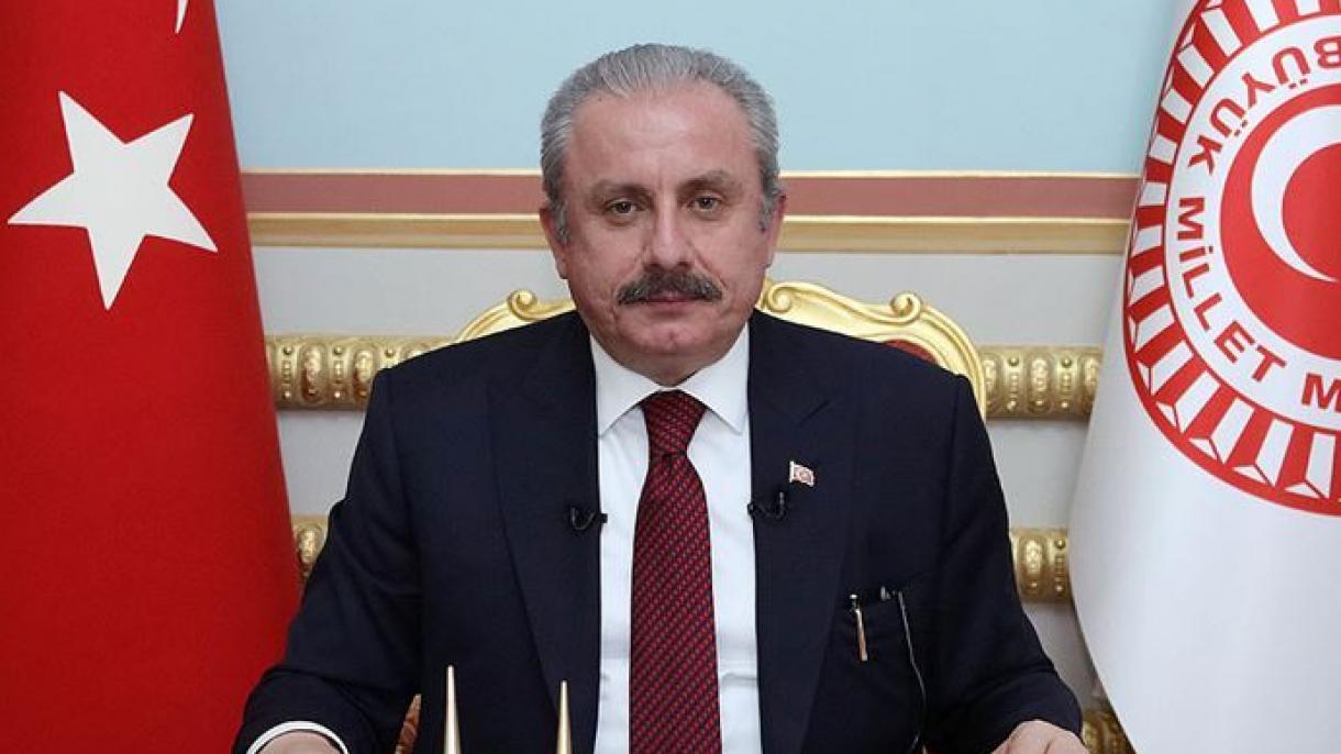Mustafa Şentop Ümumdünya Uşaqlar Günü münasibətilə uşaqları təbrik edib