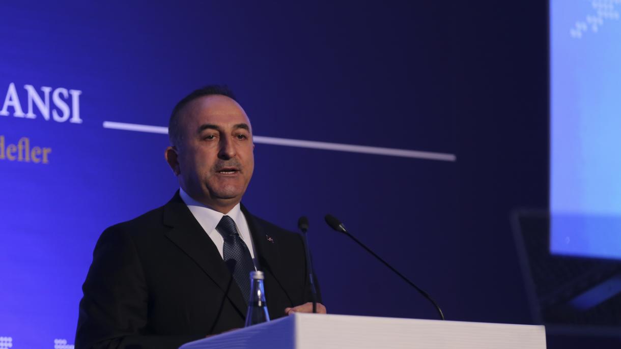 Cavusoglu: "Nous attendons une autre politique de la part de la nouvelle administration américaine"