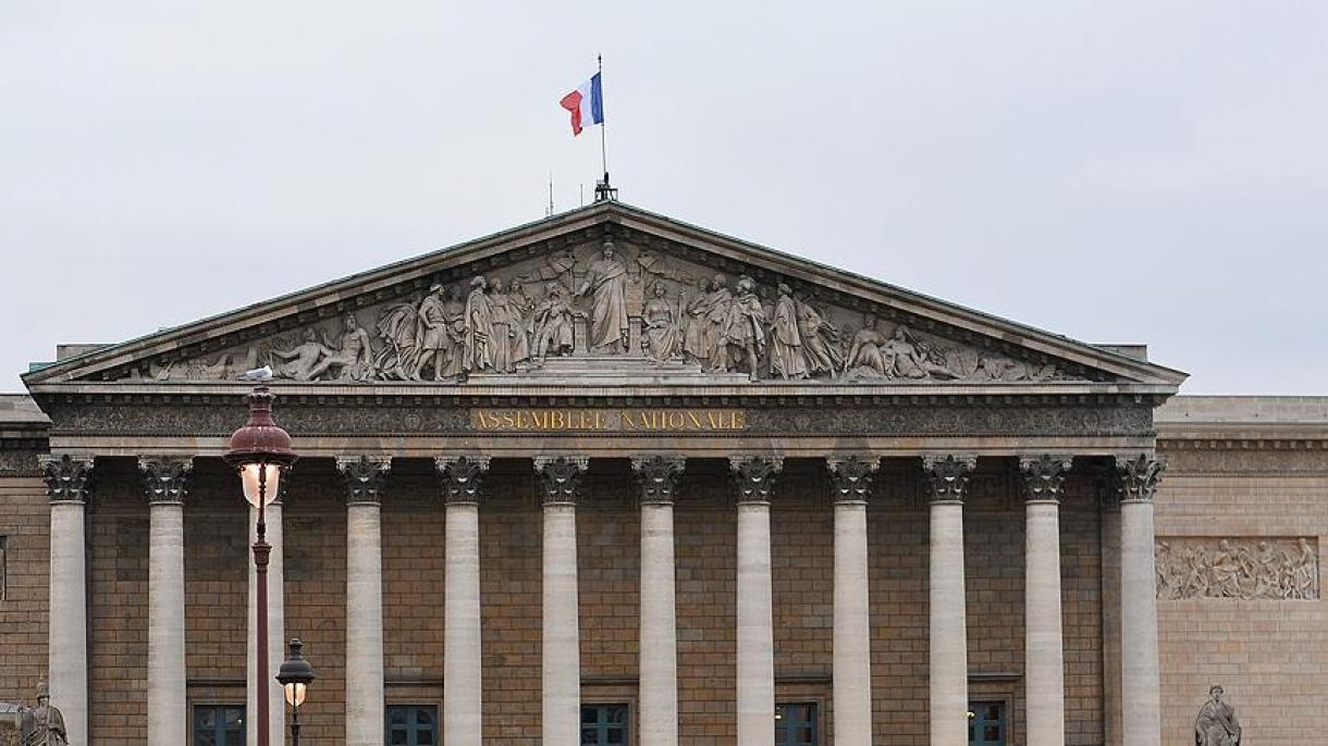 فرانس:ٹیکس وصولی کا نیا قانون پارلیمان سے منظور