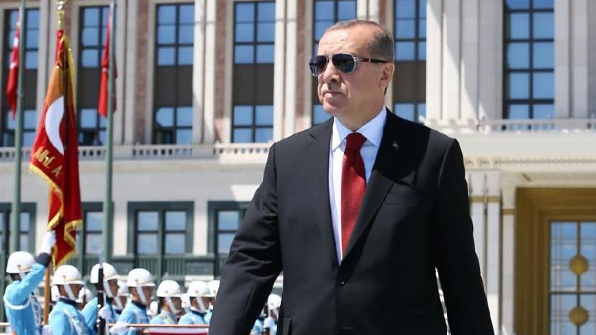 Реч на Ердоган на церемонията в президентския дворец...
