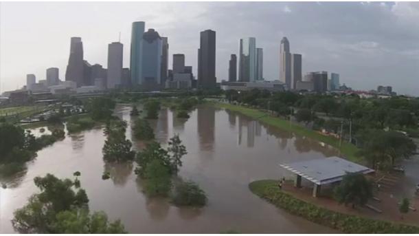 SAD: Poplave u Houstonu odnijele pet života