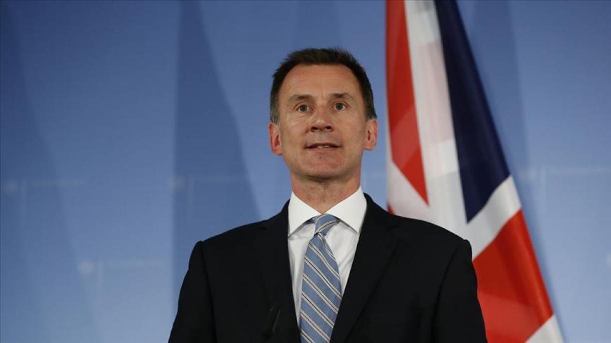 Ministro das Relações Exteriores Hunt é o candidato ao cargo de May