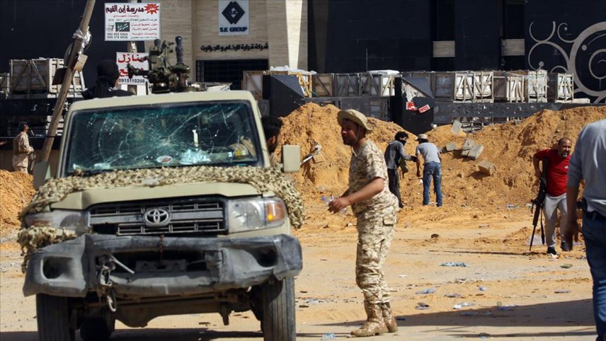 Правителствените сили в Либия напредват в районите контролирани от Хафтер...