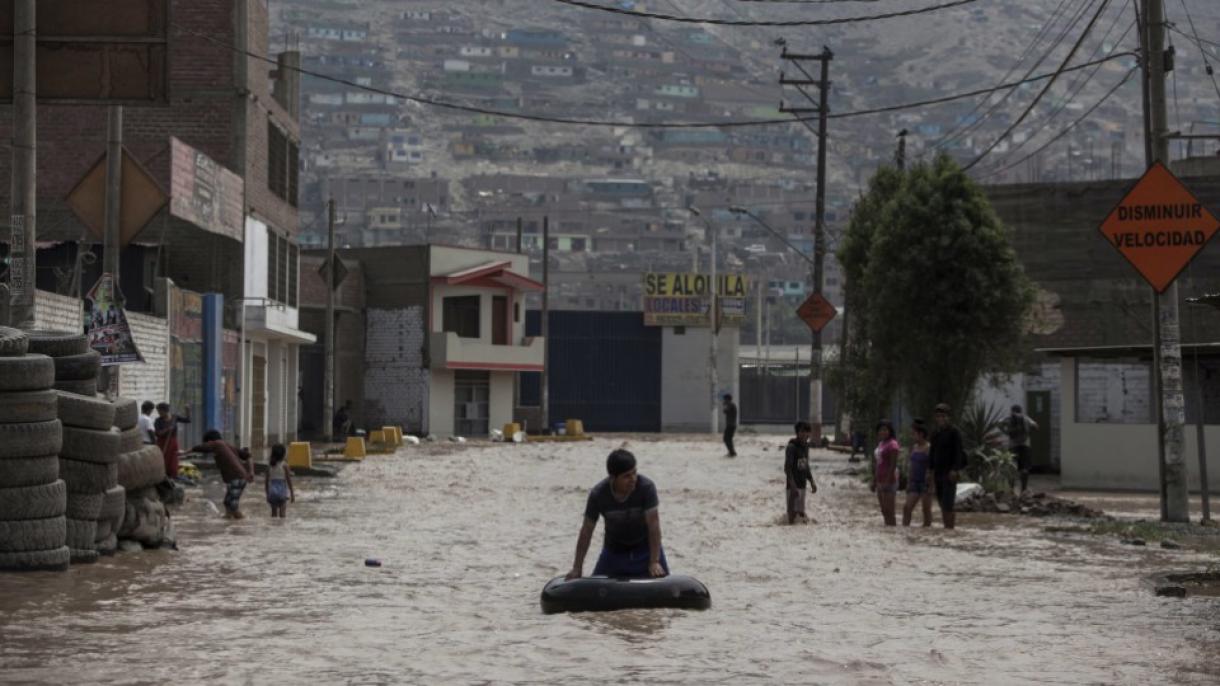 Dezenas de mortos em chuvas torrenciais e inundações no Peru