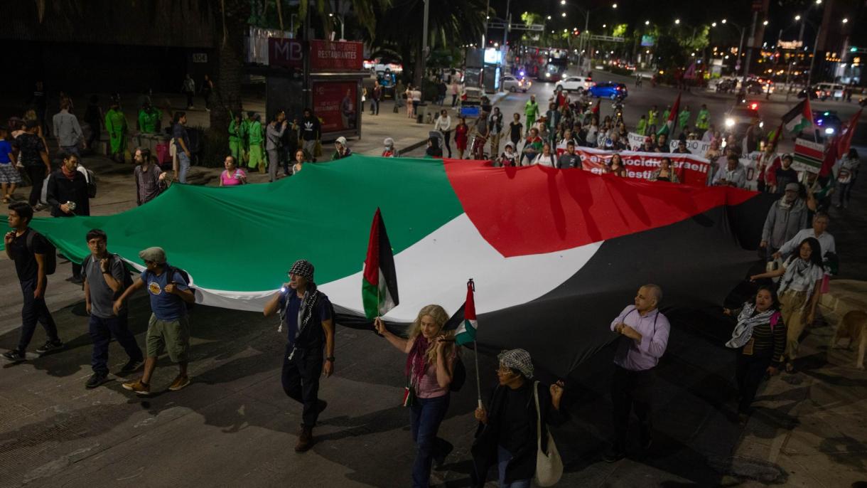 数百人聚集墨西哥声援巴勒斯坦