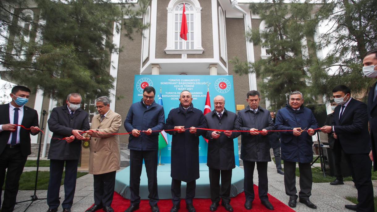 Çavuşoglu inaugura o Consulado Geral da Turquia em Samarcanda, Uzbequistão
