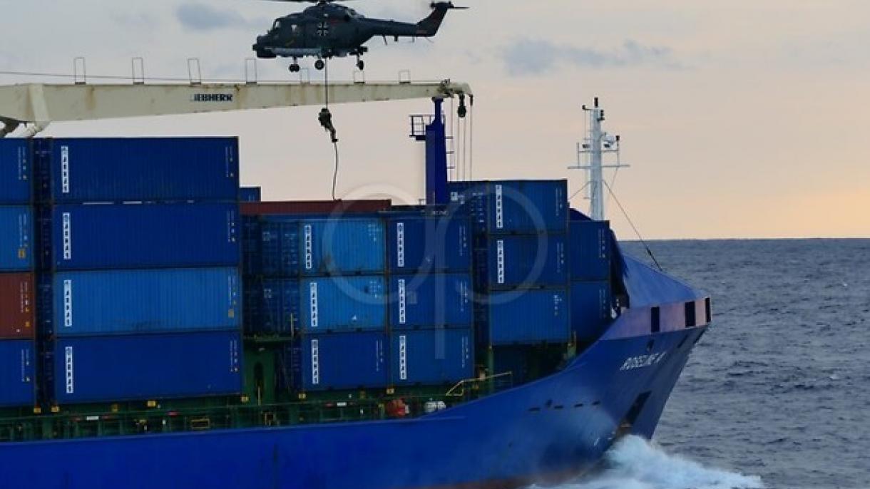 Ministério Público turco inicia investigação sobre a abordagem de um cargueiro turco pela missão da