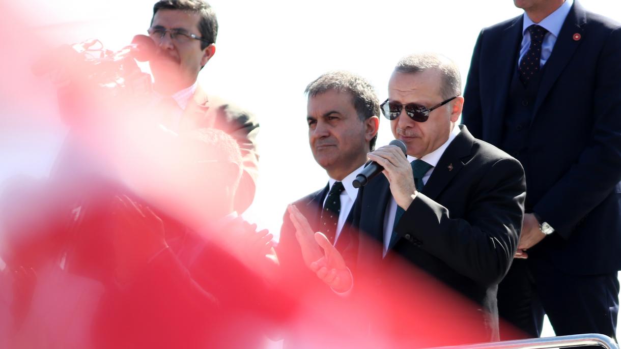 Erdogan pede à França que melhore as suas ações