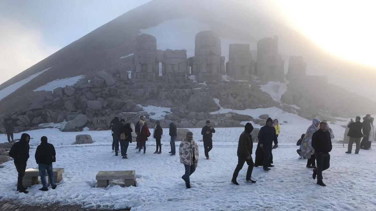 Nemrut dagyna gelýän syýahatçylaryň sany köpeldi
