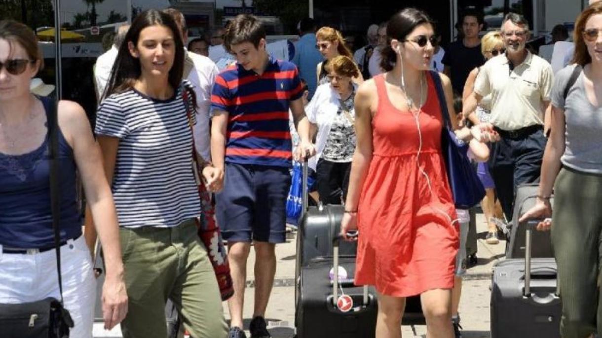 Անտալիա այցելող զբոսաշրջիկների քանակը ավելանում է