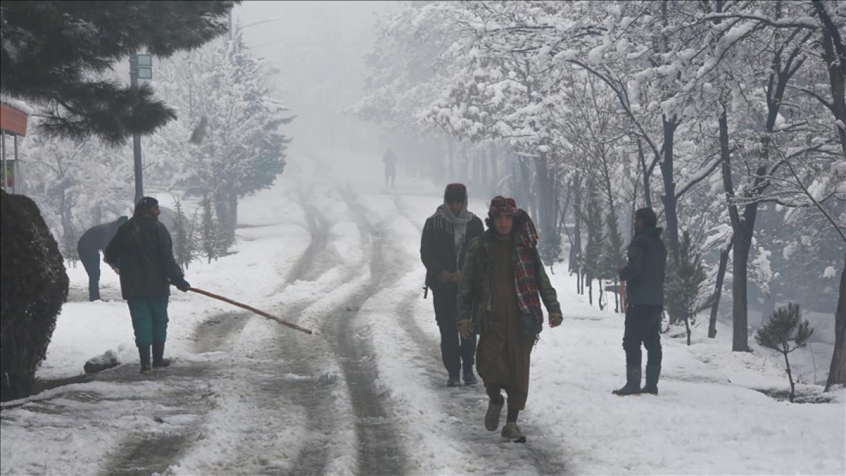 No Afeganistão morreram 45 pessoas congeladas