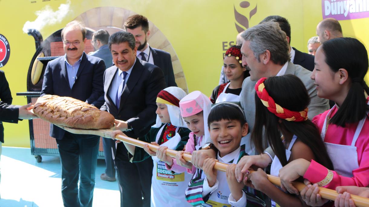"Sülh çörəyi"ni dünya liderlərinə göndərdilər