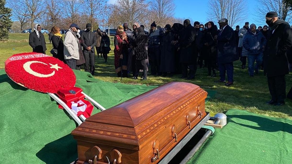 ئەردوغان مالكولم ئىكس قىزىنىڭ دەپنە مۇراسىمىغا گۈلچەمبىرەك يوللىدى