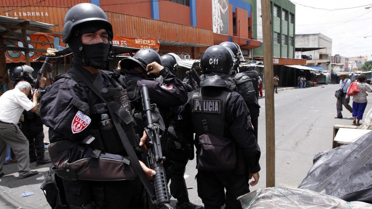 Presidente de El Salvador despliega elementos militares por repunte de la violencia